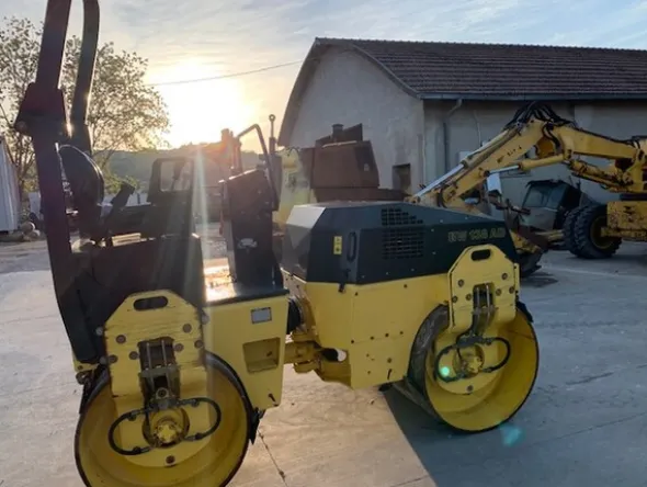 4#6189 Rullo Bomag