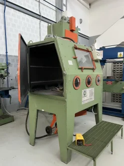 SABBIATRICE PNEUMATICA tipo GD.PN. 24/1500