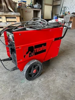 Saldatrice ad elettrodo Telwin Linear 280