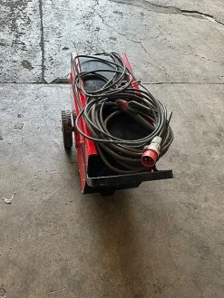 Saldatrice ad elettrodo Telwin Linear 280