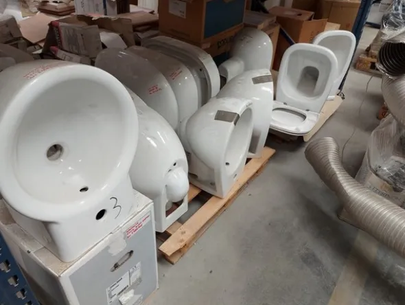 1#6152 Sanitari Dolomite e materiale idrotermosanitario