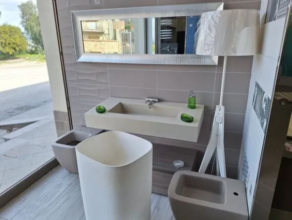 1#8439 Sanitari e accessori bagno