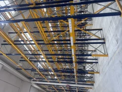 Scaffalatura antisismica