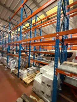 Scaffalatura da magazzino