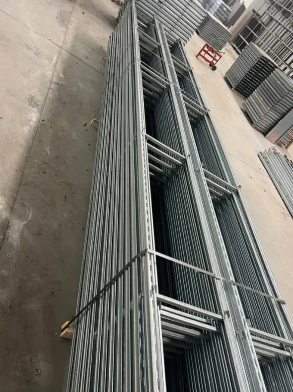 Scaffalatura passerella
