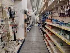 33#10103 Scaffalatura per punto vendita commerciale