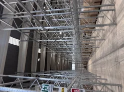 Scaffalatura usata