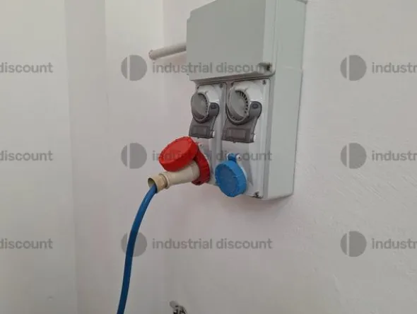 2#9215 Scaffalature macchine per stoccaggio tessuti e arredo d'ufficio
