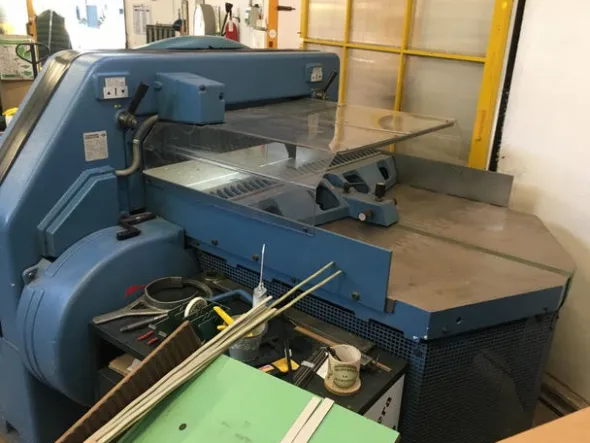 SCHNEIDER 115 cutting machine