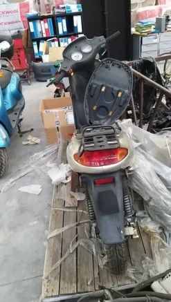 7#5328 Scooter Faam