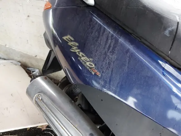 4#7708 Scooter Peugeot Elyseo