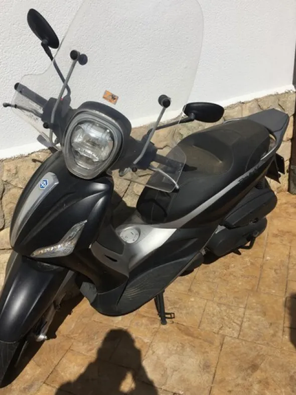 3#6369 Scooter Piaggio Beverly 350