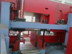 Segatrice a nastro automatica BTM B 620 CNC
