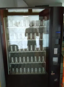 SELF SERVICE AUTOMATICO 24 h ottime condizioni