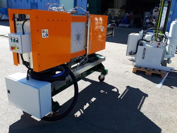 SEMI-AUTOMATIC SCREENCHANGERS Ø 30-400 mm.