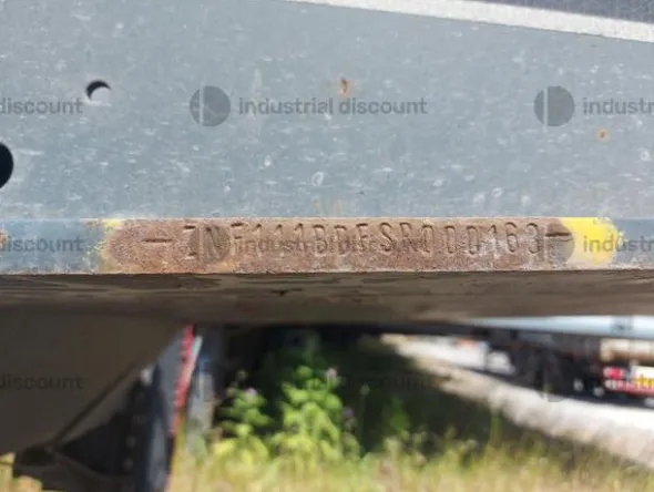 1#8978 Semirimorchio porta container CCFC