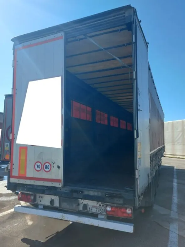 9#8301 Semirimorchio Schmitz Cargobull