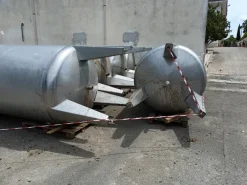 Serbatoi acciaio AISI 304 verticali 6000 lt