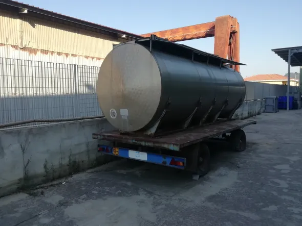 Serbatoio su carrello