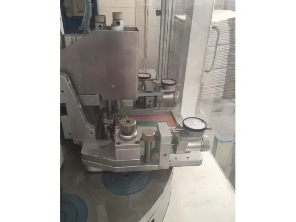 Serigrafia monocolore automatica per cd/dvd/blu-ray