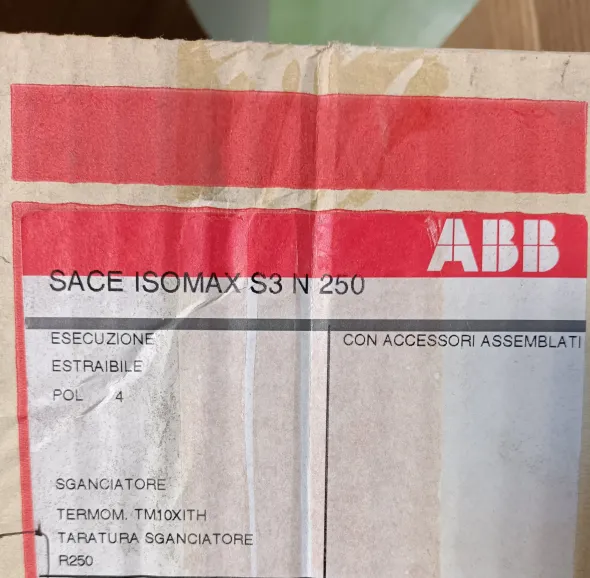 Sezionatori scatolati ABB