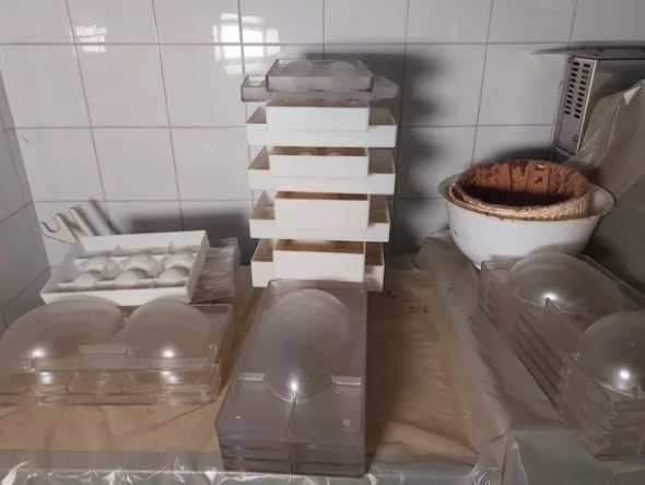 5#8062 Sfogliatrice Ostali Polin e Stampi per cioccolato