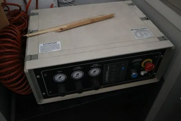 1#3477 Sistema di taglio automatico a foglio singolo Gerber