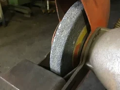 Smerigliatrice molatrice usata