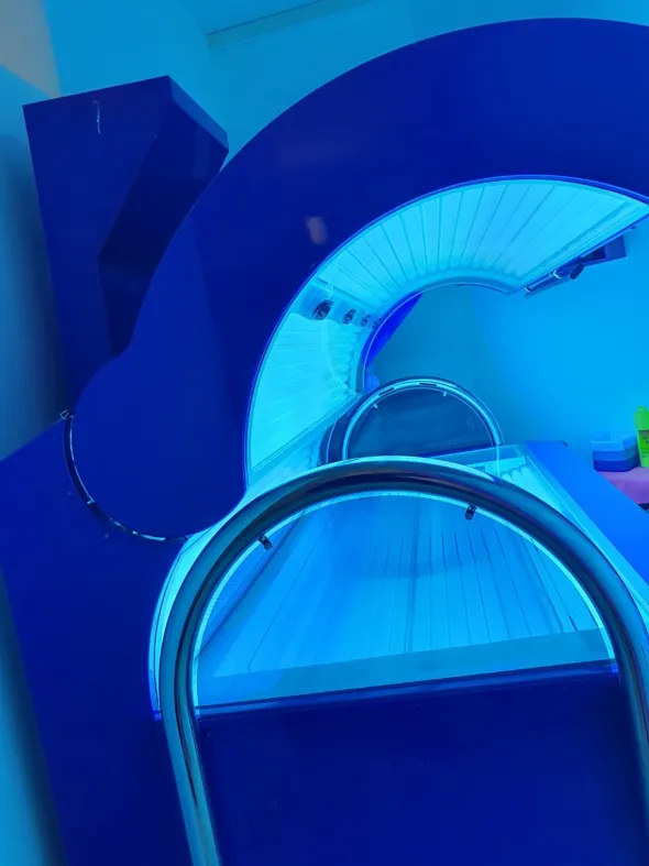 SOLARIUM PROFESSIONALE PER CENTRO ESTETICO