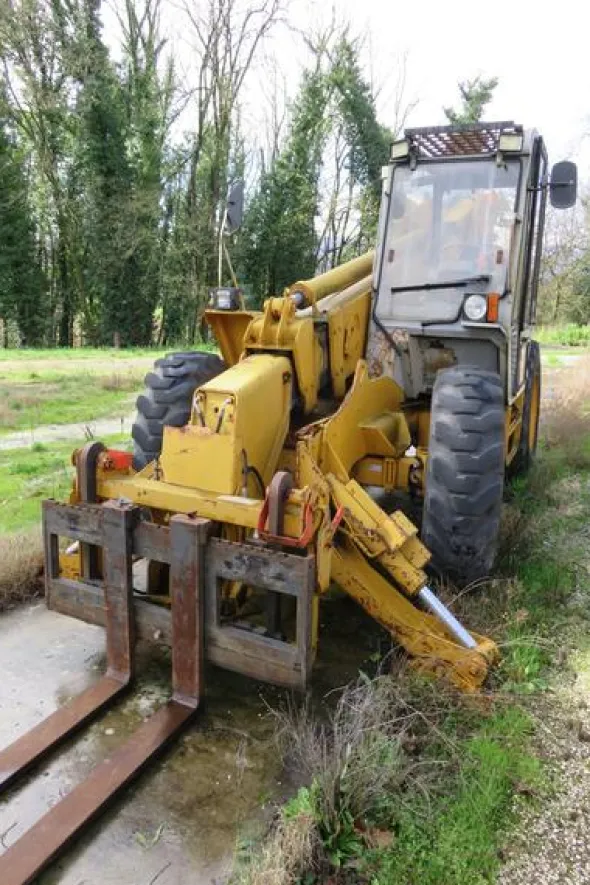 1#3066 Sollevatore telescopico JCB