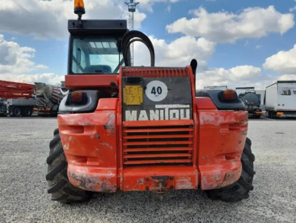 8#8084 Sollevatore telescopico Manitou MVT1330 SL
