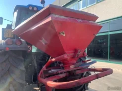 Spandiconcime usato marca lely