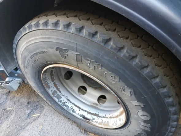 30#7528 Spazzatrice Iveco