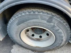 30#7528 Spazzatrice Iveco