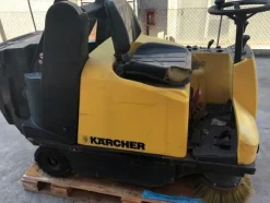 5#5397 Spazzatrice Karcher KMR 1250