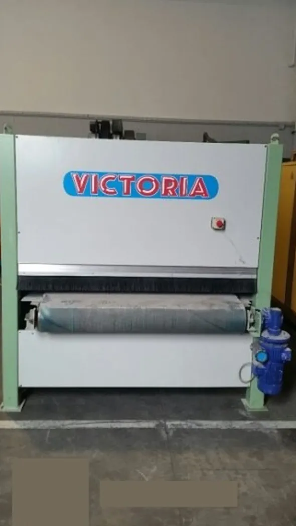 15#8357 Spazzolatrice Victoria WIP2T