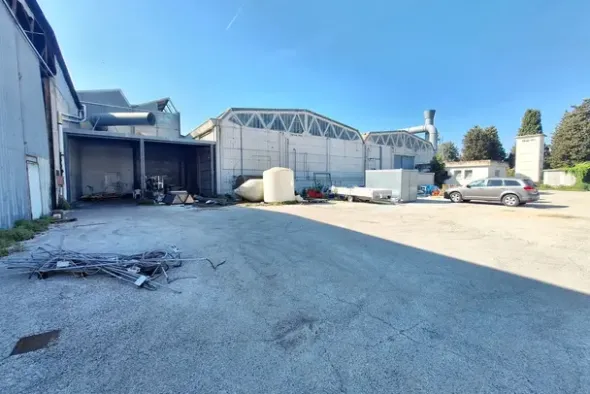 #23508 Stabilimento industriale con annessi uffici