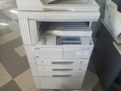 14#7620 Stampanti e e attrezzatura informatica