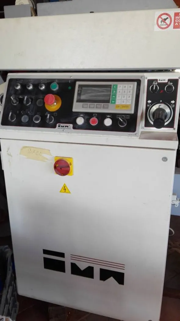 Stenditore semiautomatico IMA
