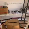 6#9277 Stock di ciabatte infradito e arredi per negozio