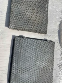 Stock grigliato e chiusini in acciaio zincato