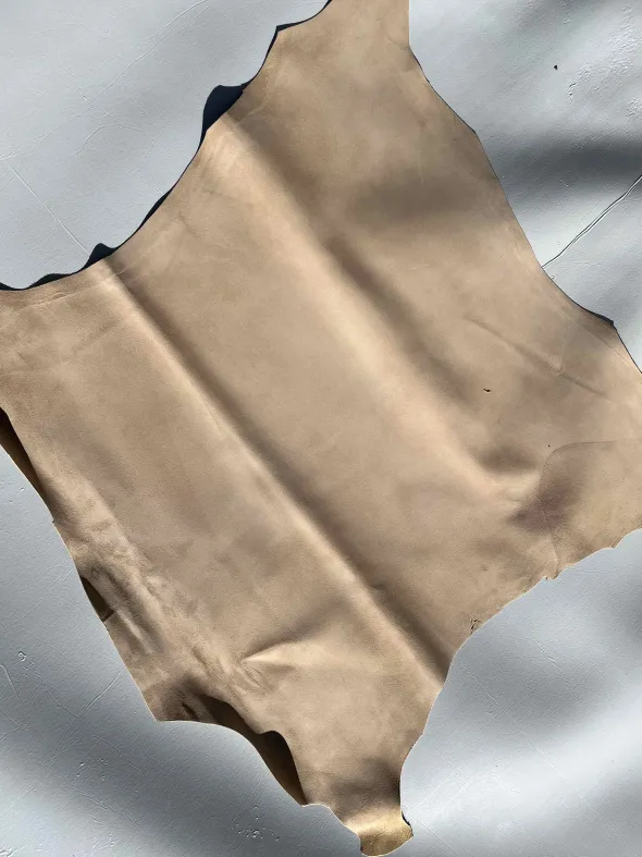 Stock pellame camoscina colori vari per export