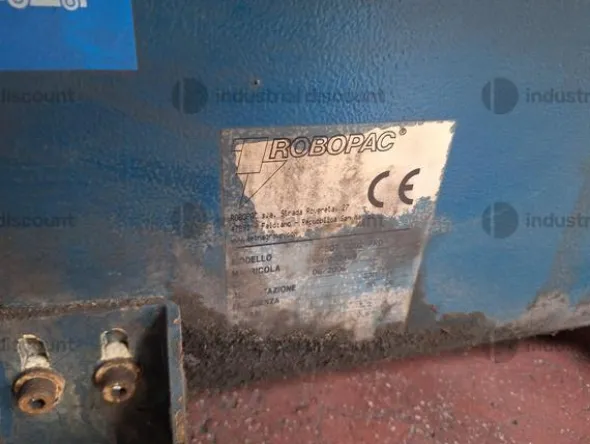 2#8798 Strumenti per imballaggio robopack e transpallet