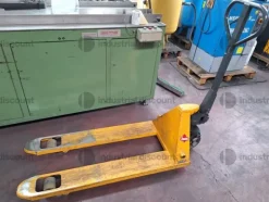 2#8798 Strumenti per imballaggio robopack e transpallet