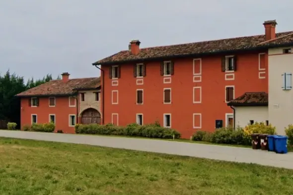 #14761 Struttura ricettiva con ristorante e piscina