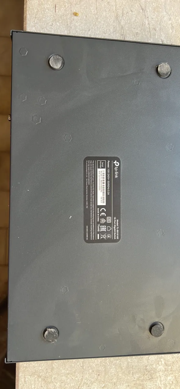 SWITCH TP LINK SG 1016