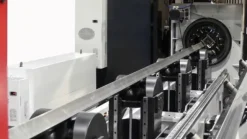 Taglio laser tubo mod TF522cp