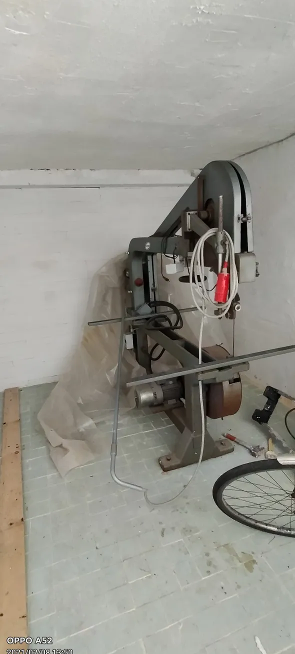 Taglio maglieria Stipak,sega a nastro maglieria