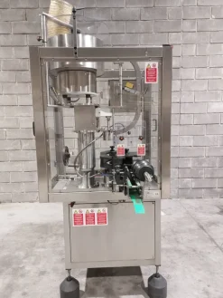 TAPPATORE PER LIQUORI O ACETO