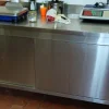 Tavoli armadiati in accaio inox ()